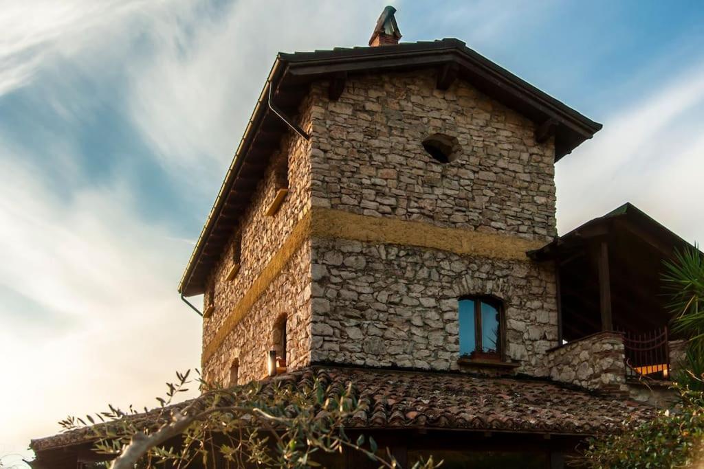 Villa De Luccheri Frasso Telesino Eksteriør billede