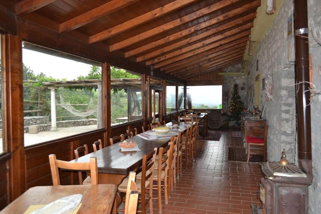 Villa De Luccheri Frasso Telesino Eksteriør billede