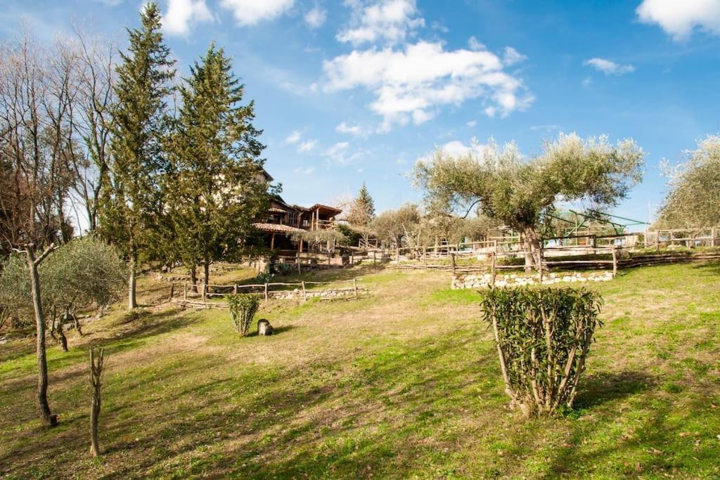 Villa De Luccheri Frasso Telesino Eksteriør billede