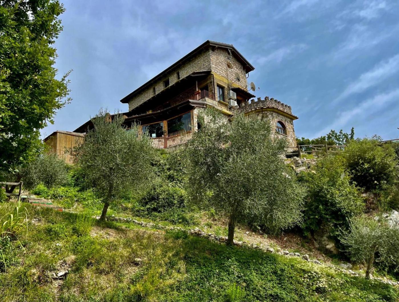 Villa De Luccheri Frasso Telesino Eksteriør billede